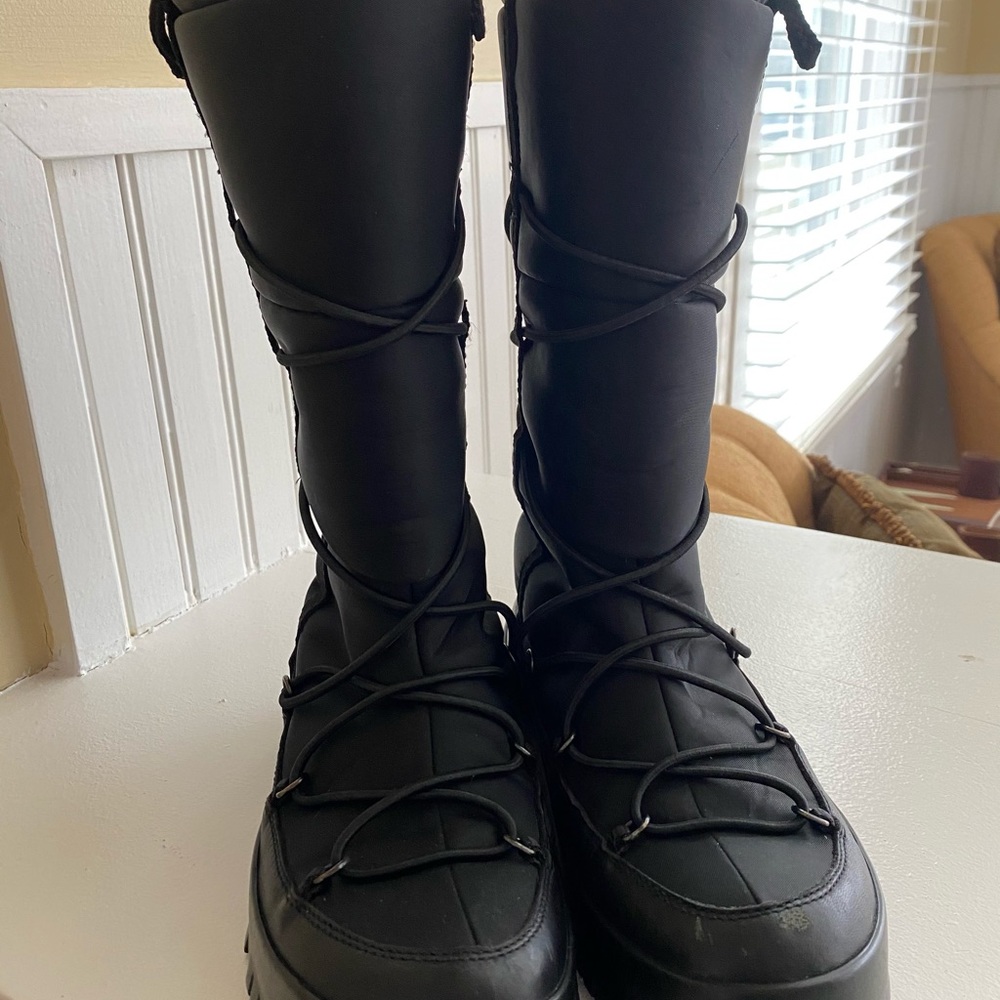Prada snow boots - Picture 7 of 7